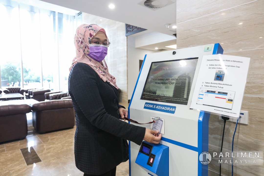 sambutan-ketua-pentadbir-parlimen-malaysia-baharu